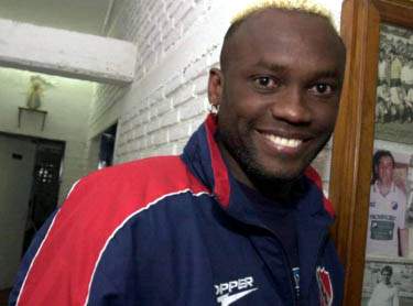 Usuriaga jugando en General Paz Juniors, circa 1999