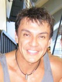 Alberto Pérez posando como bailarín en 2014