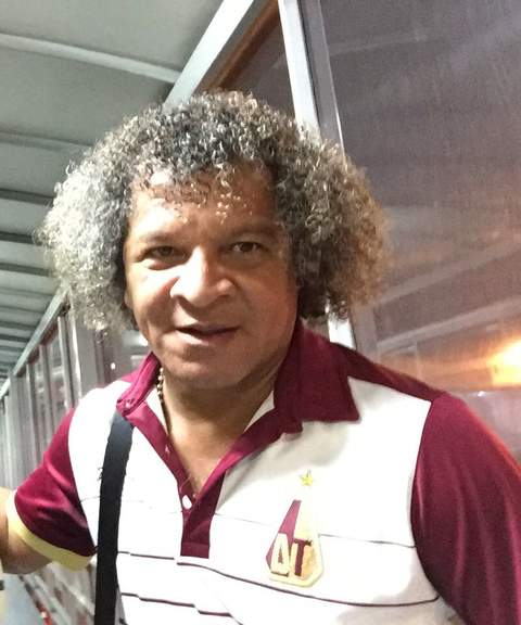 Alberto Gamero as football coach in 2017