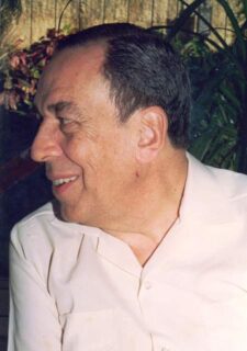 Álvaro Gómez Hurtado as Colombian ambassador in France