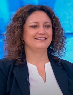 Angélica Lozano at a political event in 2018