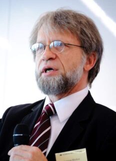 Antanas Mockus speaking during a public event in 2012