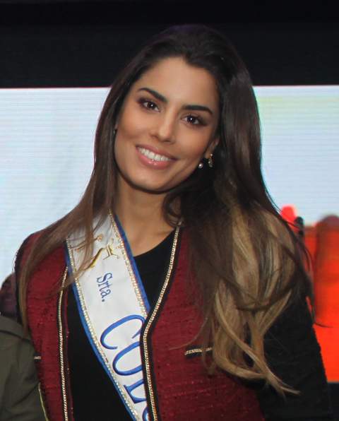 Ariadna Gutiérrez posando en 2015