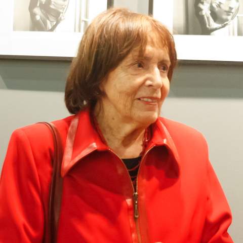 Beatriz González posando en 2015