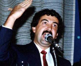Bernardo Jaramillo Ossa delivering a political speech