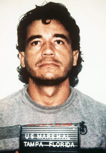 Retrato policial de Carlos Lehder tras extradición