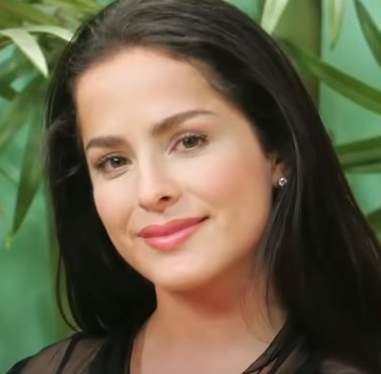 Retrato de Danna García, actriz colombiana