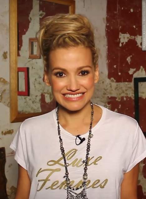 Fanny Lu canta en La Voz Colombia 2013