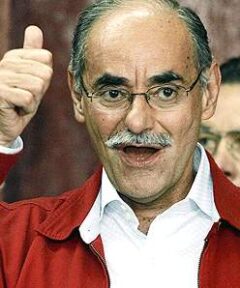 Horacio Serpa en campaña política en 2006