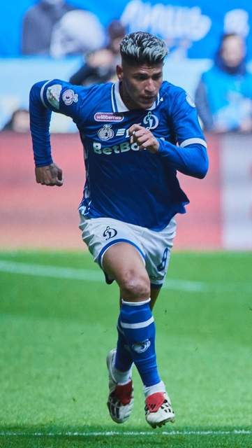 Jorge Carrascal jugando con Dynamo Moscú en 2025