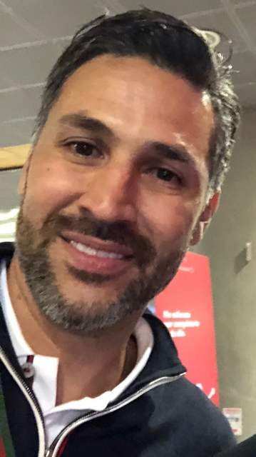 Mario Yepes coaching in Bogotá, 2019