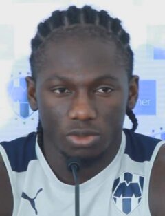 Yimmi Chará jugando con Monterrey en 2016
