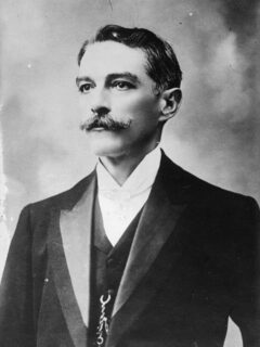 Retrato formal de Carlos Eugenio Restrepo, presidente en 1918