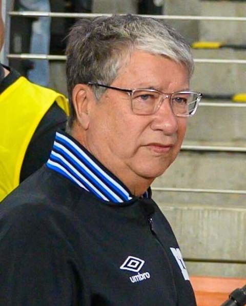 Hernán Darío Gómez coaching El Salvador in 2025