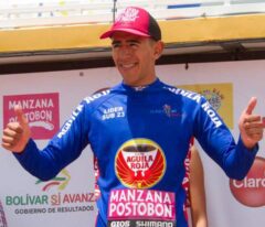 Juan Sebastián Molano on the podium at Clásico RCN 2016