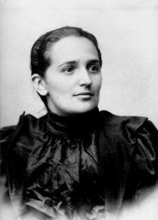 Retrato de Laura Montoya, fundadora y misionera católica