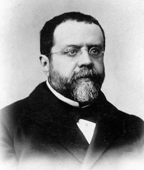 Retrato formal de Miguel Antonio Caro, presidente colombiano