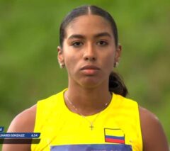 Natalia Linares compitiendo en los Juegos Mundiales Universitarios 2025