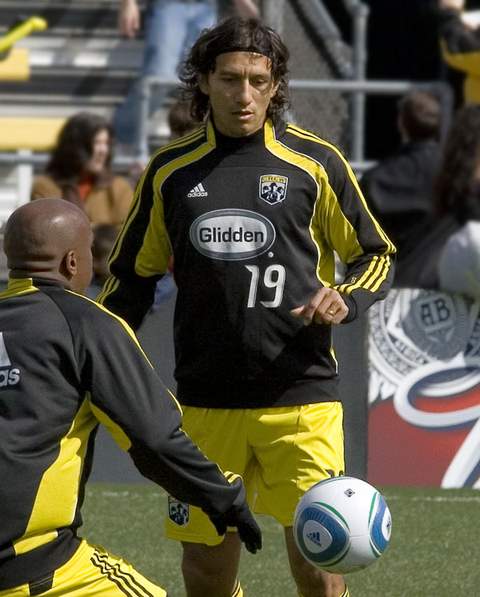 Sergio Herrera playing for Columbus Crew in 2010