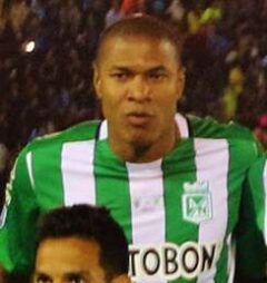 Alexis Henríquez alineándose para Atlético Nacional en 2016