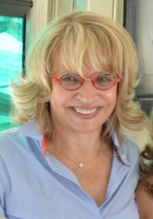 Cecilia Álvarez-Correa Glen as trade minister in 2014