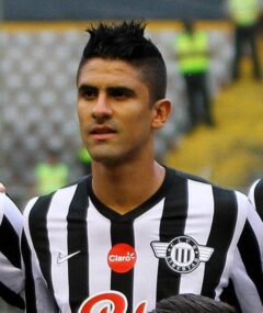 Santiago Tréllez jugando con Libertad en 2015