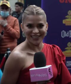 Adriana Lucía at the 2022 Nuestra Tierra Awards