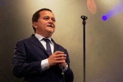 Yuri Buenaventura actuando en un festival en 2019