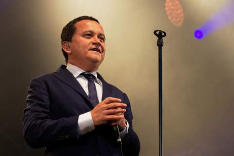 Yuri Buenaventura actuando en un festival en 2019